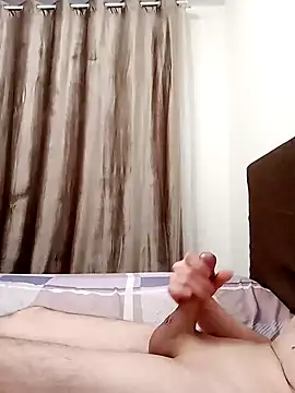 Grifon1973 online show from 02-01-25, 02:02