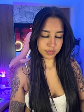 Tamara Roberts1 online show from 11-10-25, 02:32