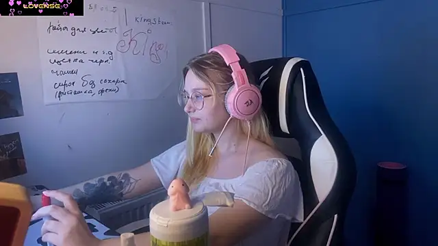 JacyWinslat online show from 03-06-25, 01:57