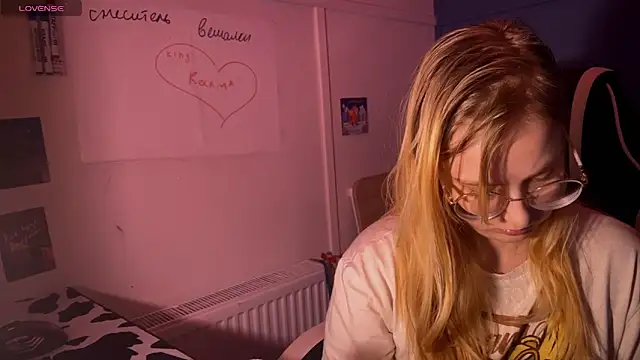 JacyWinslat online show from 03-09-25, 06:11