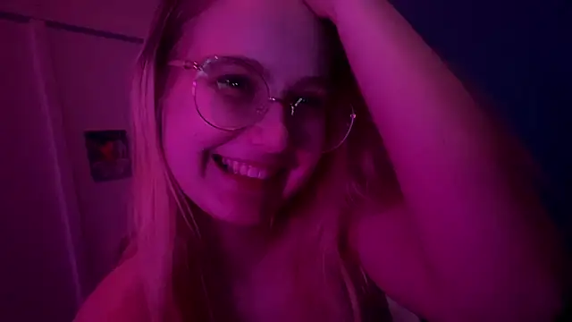 JacyWinslat online show from 03-16-25, 08:21