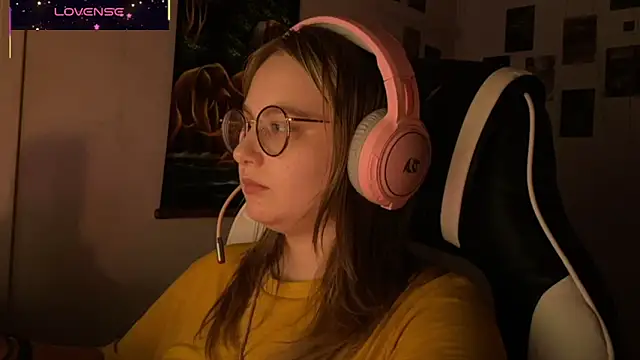 JacyWinslat online show from 10-14-25, 08:20