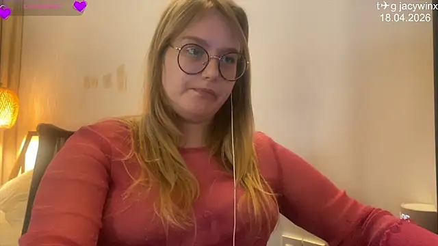 JacyWinslat online show from 04-18-26, 05:06