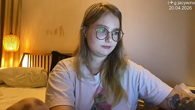 JacyWinslat online show from 04-20-26, 12:08