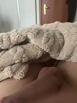 paolone79037 online show from 04-02-26, 03:31