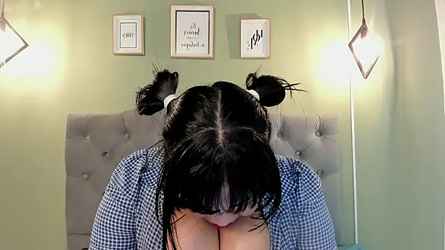 Snapshot of KRYSTENMOON chatting on 01-12-25, 09:08 KRYSTENMOON online show from 01-12-25, 09:08