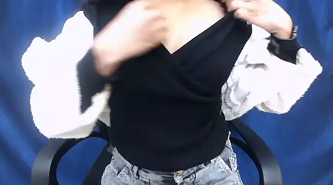 cutie-pie8 online show from 01-10-25, 10:15