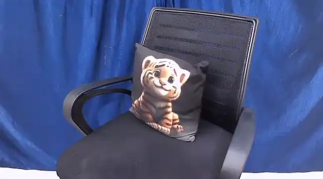 cutie-pie8 online show from 02-02-25, 09:34