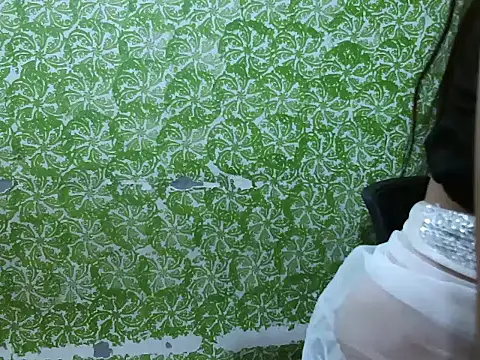 cutie-pie8 online show from 09-18-25, 06:43