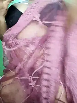 Queen-Amelia online show from 03-29-26, 10:04