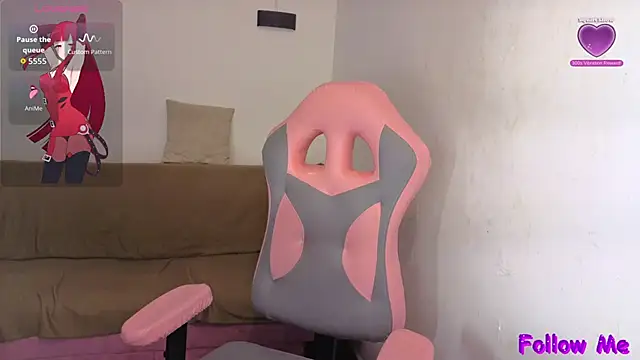 vittorialombardi   online show from 12-23-25, 07:17