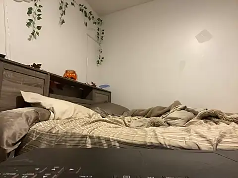 Kittyymaze1 online show from 09-29-25, 11:48