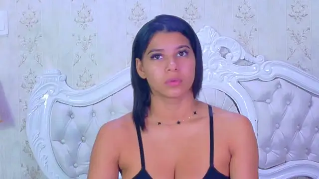 TiaraRosse online show from 09-30-25, 12:54