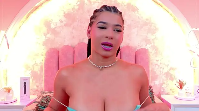 TiaraRosse online show from 11-27-25, 04:58