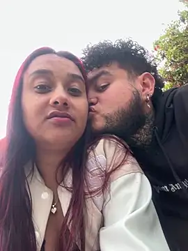 Cafeziitha02 online show from 10-20-25, 09:26