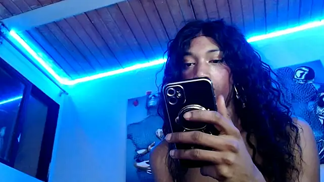 Snapshot of Maidi_ chatting on 03-13-25, 02:12 Maidi online show from 03-13-25, 02:12