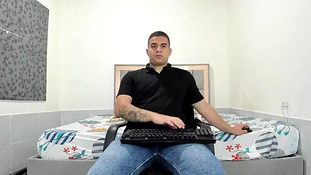 simookeler online show from 05-08-26, 01:49