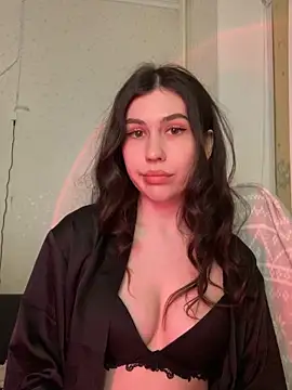 Snapshot of LushLuna chatting on 12-21-24, 02:47 LushLuna online show from 12-21-24, 02:47