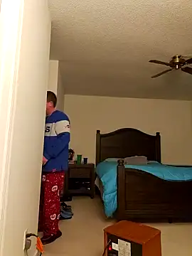 Bigtater1999 online show from 12-17-24, 03:17