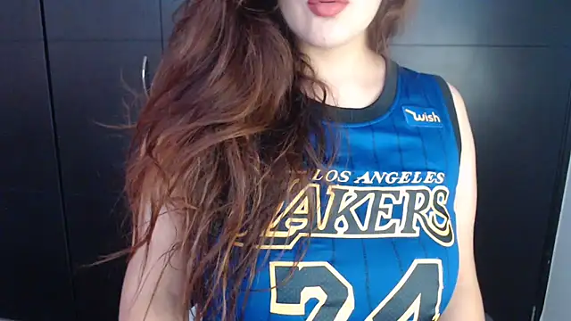 AdharaLujan online show from 02-04-25, 12:33