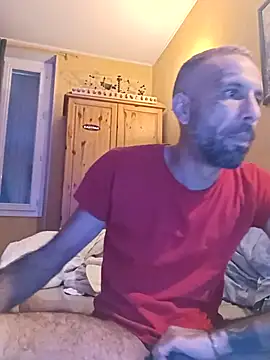 arrow13680 online show from 12-03-25, 08:56