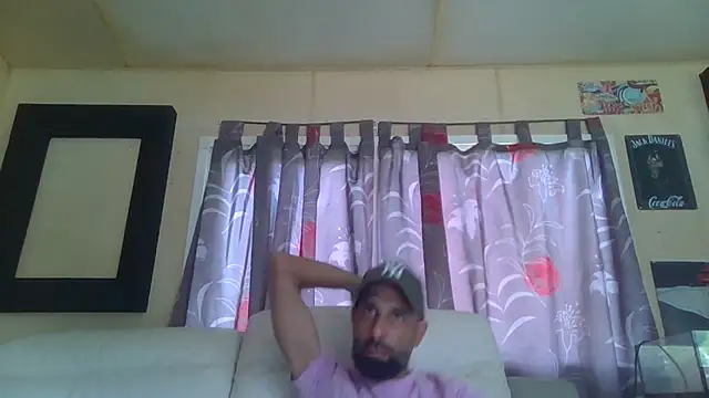 Snapshot of arrow13680 chatting on 05-18-26, 01:50 arrow13680 online show from 05-18-26, 01:50