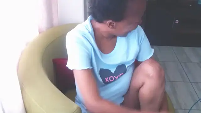 Snapshot of Wettitiesxxx chatting on 10-29-25, 08:49 Wettitiesxxx online show from 10-29-25, 08:49