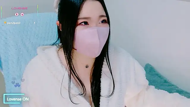 Snapshot of yukinko_o_ chatting on 02-10-26, 01:10 yukinko o online show from 02-10-26, 01:10