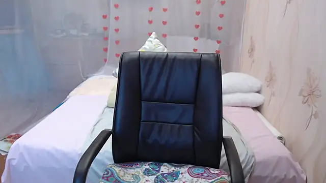 OlgaHottie online show from 10-08-25, 11:13