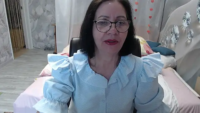 OlgaHottie online show from 04-10-26, 12:49