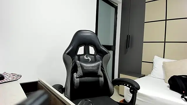 alma fenix online show from 03-04-26, 12:22