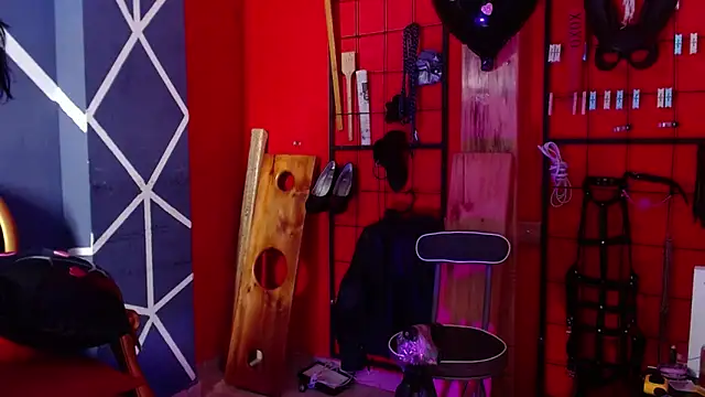 Swich Bdms  online show from 02-14-25, 06:40