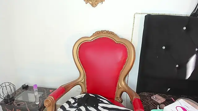 Snapshot of AmeliaThompsonTaboo chatting on 10-15-25, 02:06 AmeliaThompsonTaboo online show from 10-15-25, 02:06