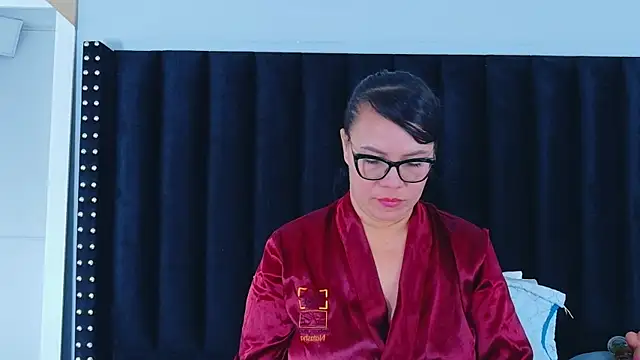 hotlatinateacher online show from 03-22-26, 11:46