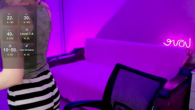 School Love online show from 01-19-25, 01:12