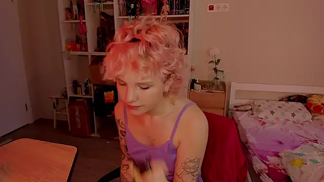 Snapshot of School_Love chatting on 11-24-25, 07:08 School Love online show from 11-24-25, 07:08