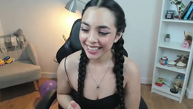  BellaEvans  online show from 02-17-25, 11:44