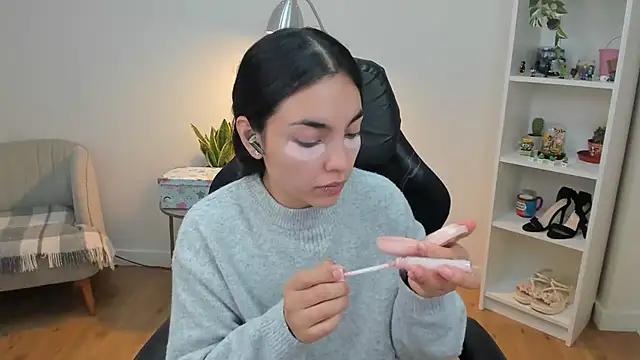  BellaEvans  online show from 02-28-26, 05:52