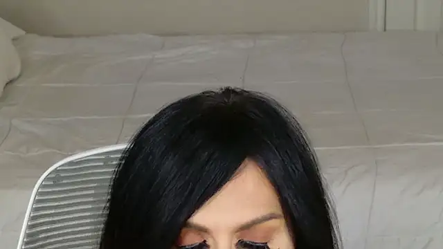 Snapshot of xprettysmilex chatting on 01-14-26, 09:52 xprettysmilex online show from 01-14-26, 09:52