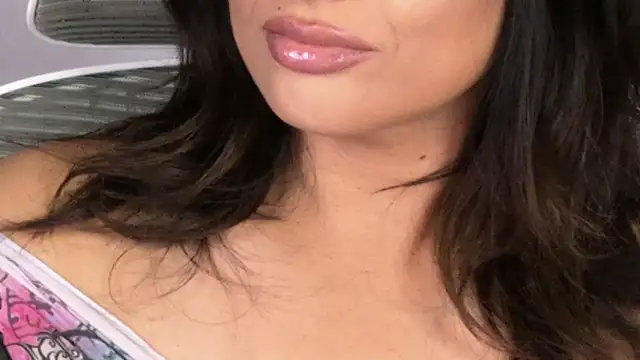 xprettysmilex online show from 04-15-26, 06:37