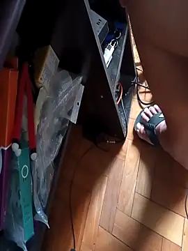 Snapshot of lobomisterioso13 chatting on 11-11-25, 08:20 lobomisterioso13 online show from 11-11-25, 08:20