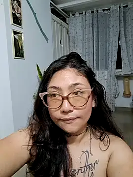 Mia Ruiz online show from 02-01-25, 05:49