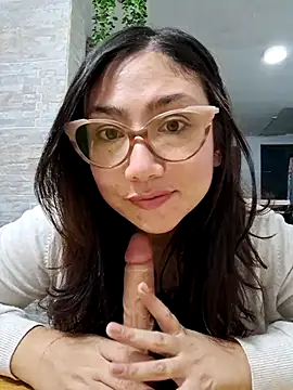 Mia Ruiz online show from 03-16-25, 03:25