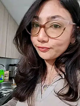 Mia Ruiz online show from 03-22-25, 01:32