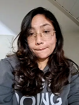 Mia Ruiz online show from 10-02-25, 02:18