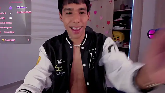 aldrinwhite online show from 02-06-25, 06:13