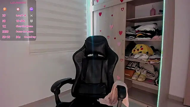 aldrinwhite online show from 02-13-25, 03:14