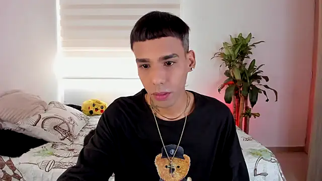 aldrinwhite online show from 09-12-25, 08:53