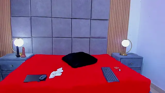 KateTompson  online show from 03-19-26, 01:26