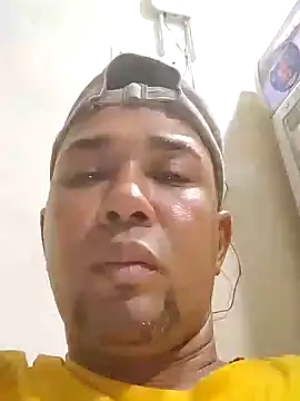 Frankie0880 online show from 02-20-25, 02:40